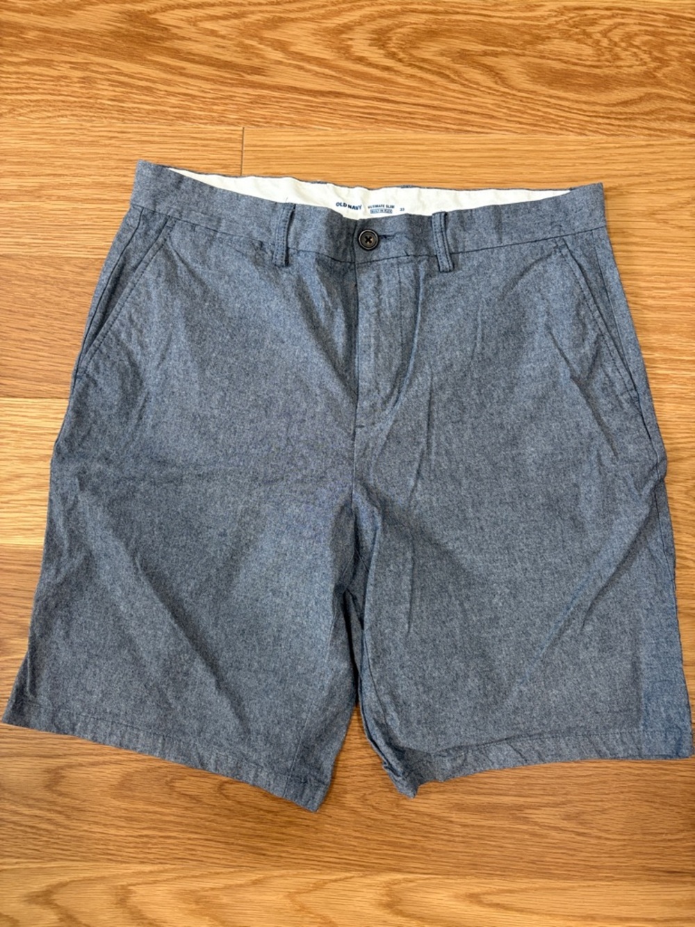Old Navy Gray Chino Shorts Men’s Size 33 Flat Front Casual Summer Shorts